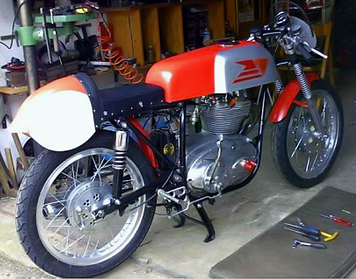 M.M 250 OHC MOTO MAZZETTI 2.jpg