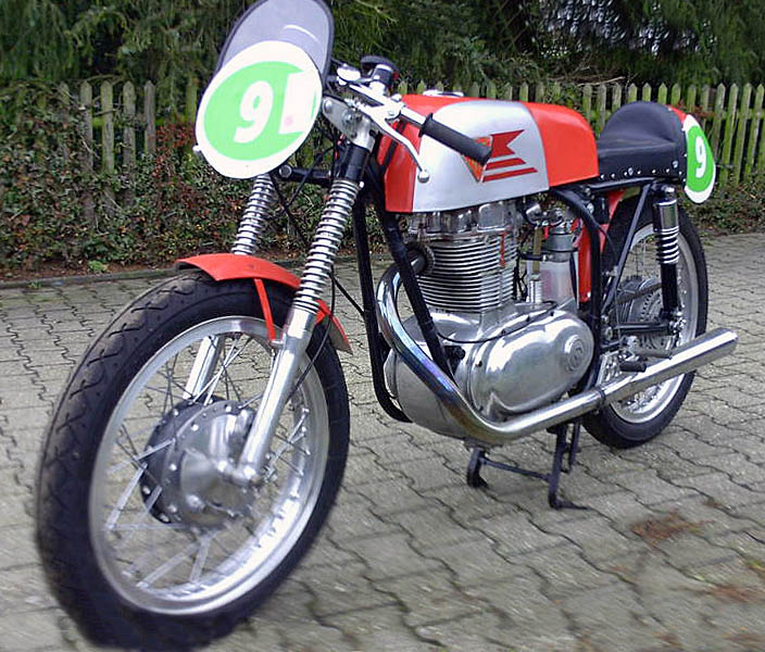 M.M 250 OHC MOTO MAZZETTI 1.jpg